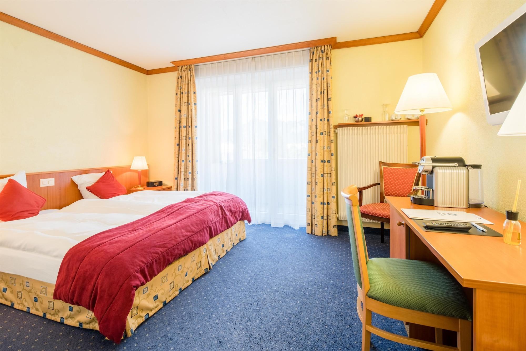 Hotel Rallye & Entrees Aux Bains De La Gruyere Булле Экстерьер фото