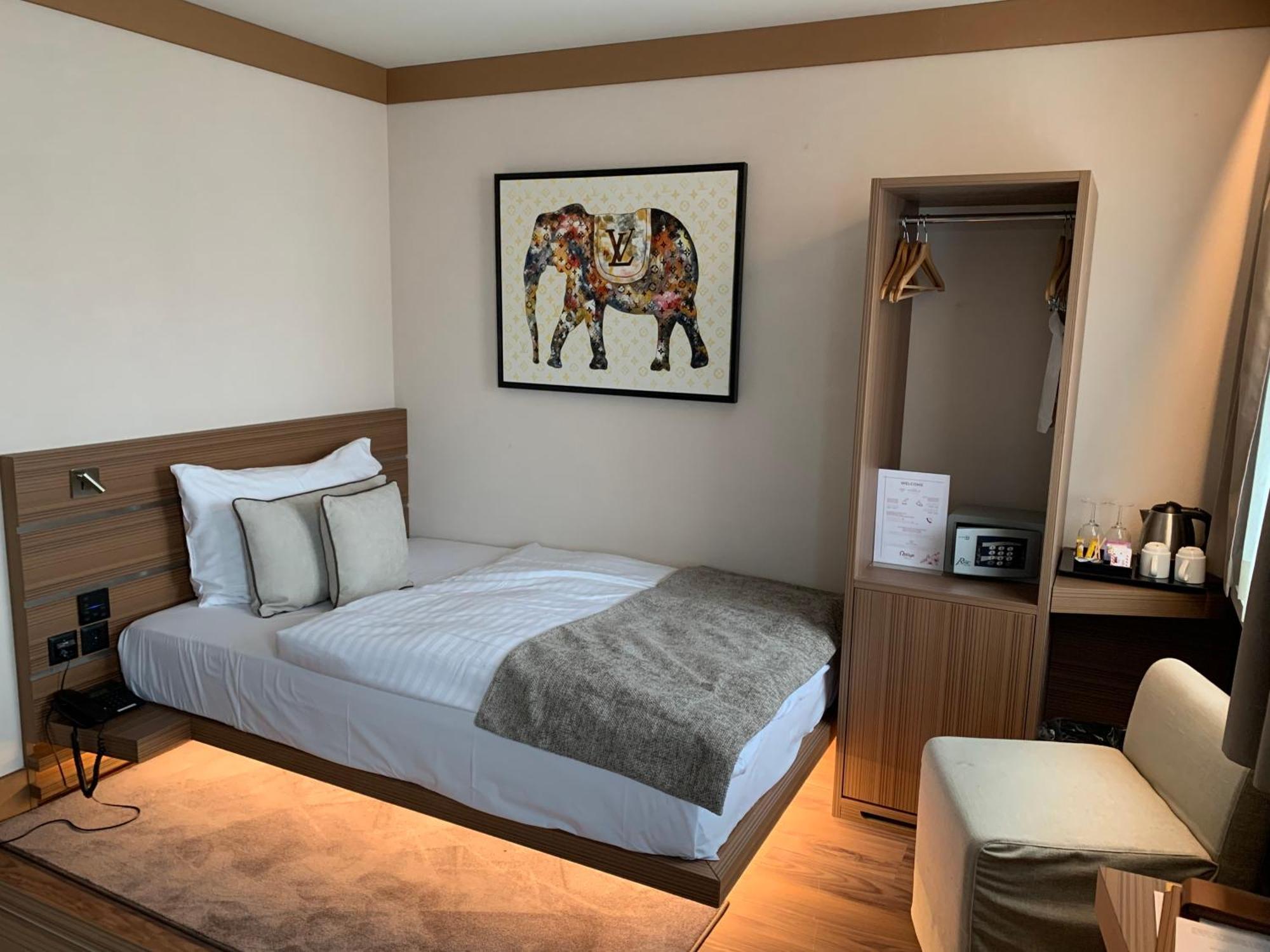 Hotel Rallye & Entrees Aux Bains De La Gruyere Булле Экстерьер фото